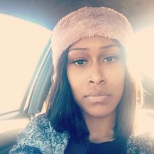 Meet your Posher, Charmaine